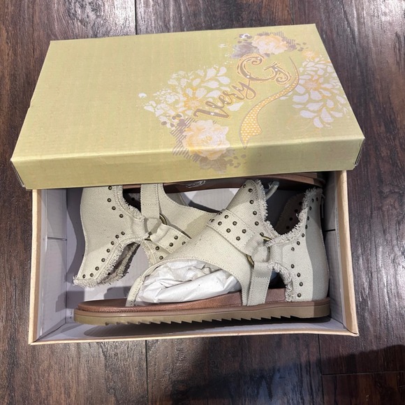 Very G Journey Gladiator Sandal Womens 11 Cream Thong Studded Boho Canvas New - Picture 6 of 7